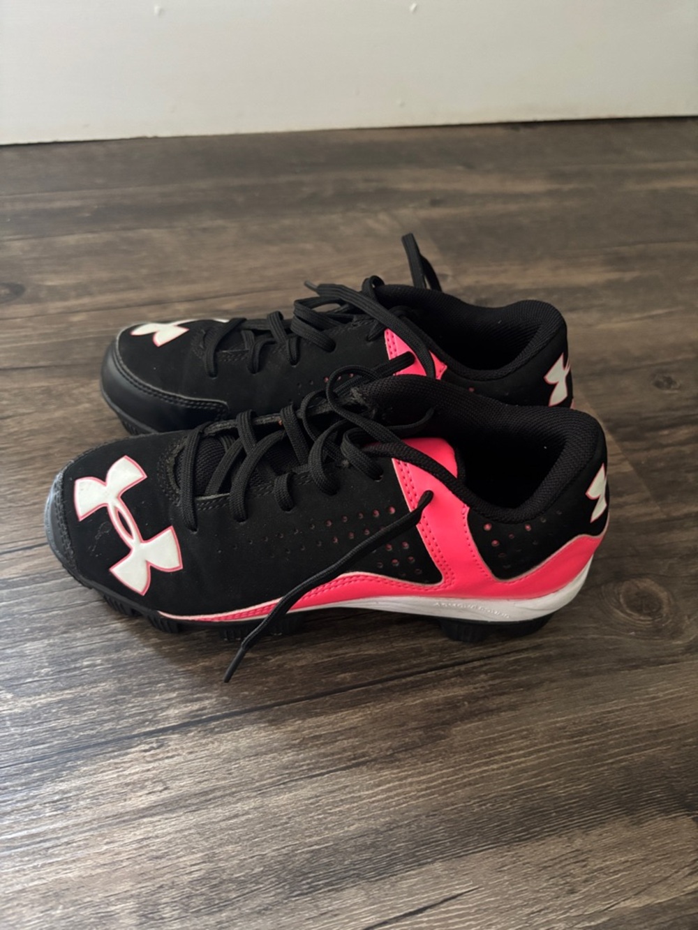 Under Armour Kids Leadoff Low RM Cleats Black/Pink Size 1.5